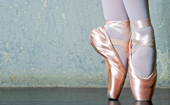 Ballet - Feet En Pointe